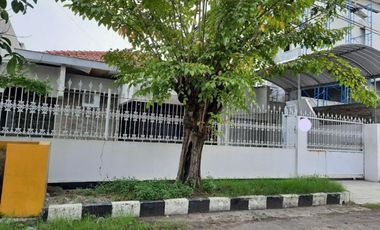 Rumah disewakan di Sukolilo, Surabaya