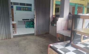 Dijual Rumah Strategis Pinggir Jalan Raya Simpang Parakan Muncang Sumedang