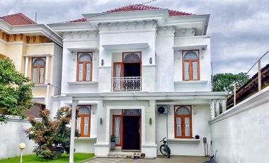 Rumah Mewah Luas Dekat Kampus UMY PatangPuluhan Wirobrajan