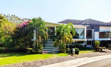 Luxury House for Sale in Anvaya Cove Bataan For Sale