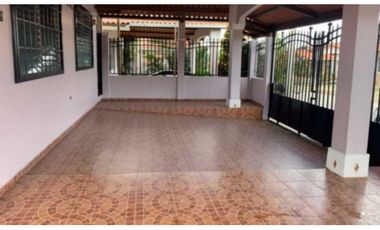 VENDO CASA EN ARRAIJAN JUAN DEMOTENES BRISAS DEL GOLF 3R