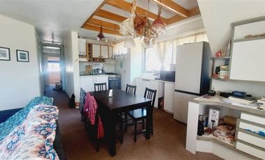 Casa en venta de 8 dorm. en Concón