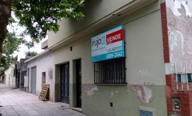 Casa con 6 dormitorios jardin y terraza - Parque Avellaneda