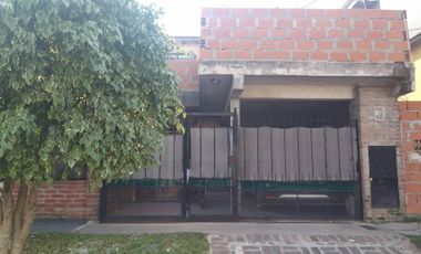 Duplex en venta en Ezpeleta Oeste
