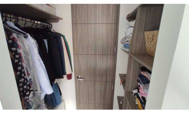 Viantt, 52 M2, 5 piso, ascensor, garaje