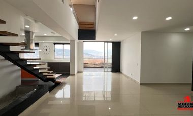 apartamento en arriendo en loma del barro. Cod A5700