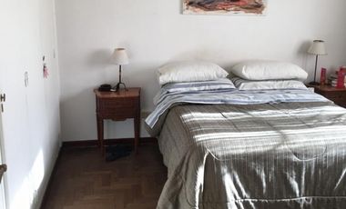 CASA DE 6 AMB. LOTE PROPIO FRANCO AL 3400 V. DEVOTO