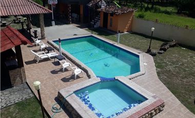 CASA CON PISCINA PLAYA MALIBU