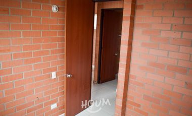 Apartamento Urbanización  La Finca ID: 154500r