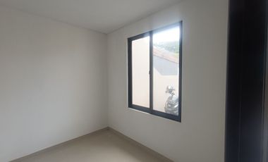 Rumah Siap Huni 14 Mnt ke Summarecon Mall Bekasi Hadap Selatan J-42014