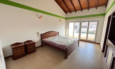 casa en venta en castellana. Cod V2757