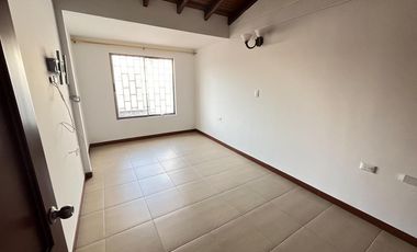 casa en venta en castellana. Cod V2757