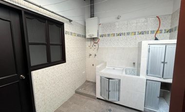 casa en venta en castellana. Cod V2757