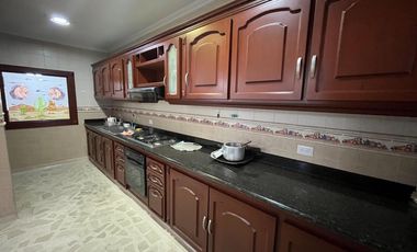 casa en venta en castellana. Cod V2757