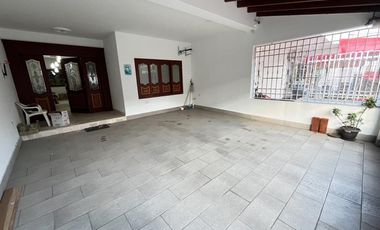 casa en venta en castellana. Cod V2757