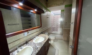 casa en venta en castellana. Cod V2757