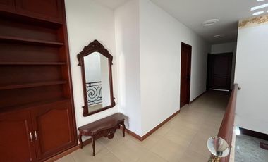 casa en venta en castellana. Cod V2757
