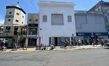 Local en La Plata calle 47 e/ 7 y 8 - Dacal Bienes Raices