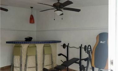 SE VENDE CASA CON PISCINA EN BRISAS DEL GOLF $275,000