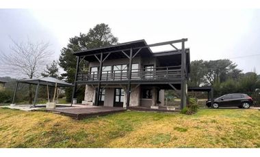 Casa 3 ambientes sobre el balcón del golf