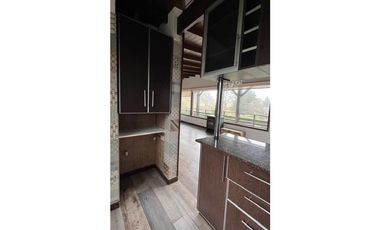Casa 3 ambientes sobre el balcón del golf