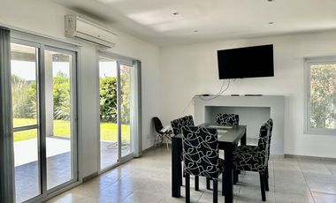 Casa en venta  y alquiler la Horqueta de Echeverría Canning