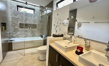 casa en venta en canelon. Cod V5703