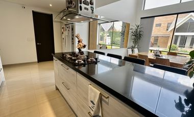 casa en venta en canelon. Cod V5703