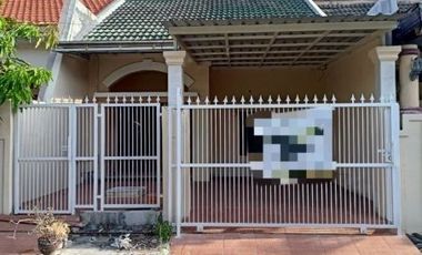 Rumah Pondok Candra Sidoarjo, Hadap Timur, PLN 2200 watt