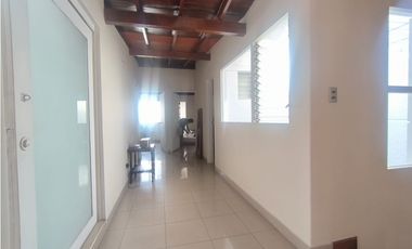 Casa Comercial en Arriendo Medellín Sector Los Colores