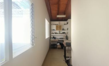 Casa Comercial en Arriendo Medellín Sector Los Colores