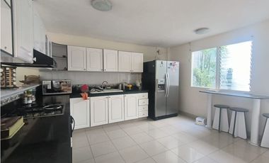 Casa Comercial en Arriendo Medellín Sector Los Colores