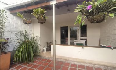 Casa Comercial en Arriendo Medellín Sector Los Colores