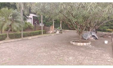 Finca moderna en Santa fe, Antioquia, Colombia.