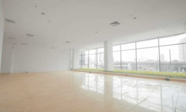 LOCAL COMERCIAL EN SAN FRANCISCO ROYAL BLUE PLAZA 91M2