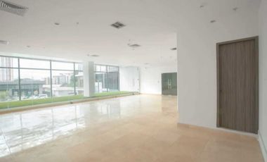 LOCAL COMERCIAL EN SAN FRANCISCO ROYAL BLUE PLAZA 91M2