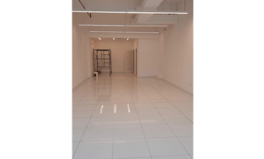 LOCAL COMERCIAL EN SAN FRANCISCO ROYAL BLUE PLAZA 91M2