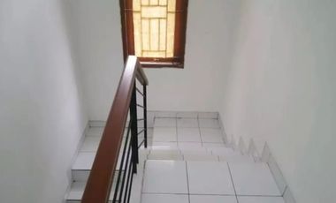 Rumah Di Sawangan, 2Lt, Cluster Wisma Belanda, Telaga Golf