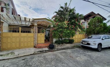 Bungalow House for Lease or Sale BF Resort Village, Las Piñas