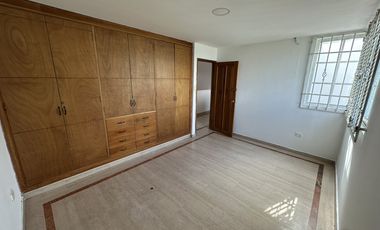 casa en arriendo/venta en el tabor. Cod V92818