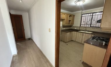casa en arriendo/venta en el tabor. Cod V92818
