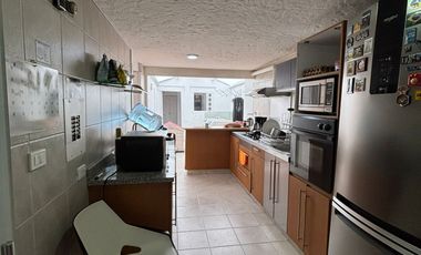 casa en arriendo en santa barbara oriental-usaquén. Cod A51981