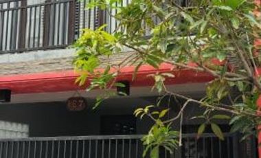 Dijual Rumah 2 Lantai Siap Huni Di Perum Tropodo Waru