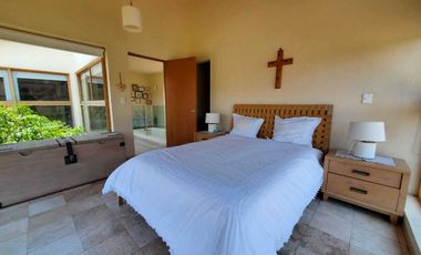 CASA EN VENTA, VALLE DE BRAVO