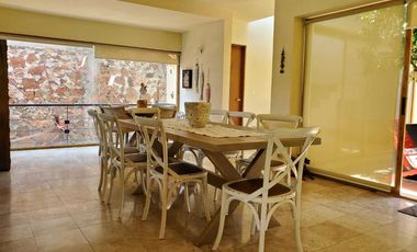 CASA EN VENTA, VALLE DE BRAVO