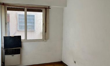 DEPTO DE 3 AMB CON EXCELENTE UBICACION