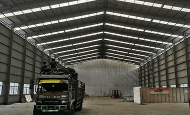 Gudang Luas Di Pinggir Tol Bekasi Jawa Barat