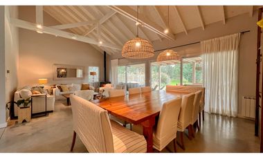 Casa cinco ambientes. Rumencó. Los Tilos. Venta.