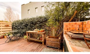 Casa cinco ambientes. Rumencó. Los Tilos. Venta.