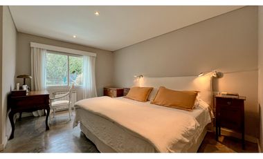 Casa cinco ambientes. Rumencó. Los Tilos. Venta.